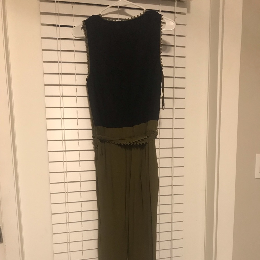 Jumpsuit - Picture 5 of 7